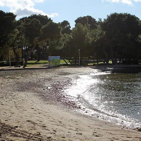 With A Parking Space - 13242 アパート